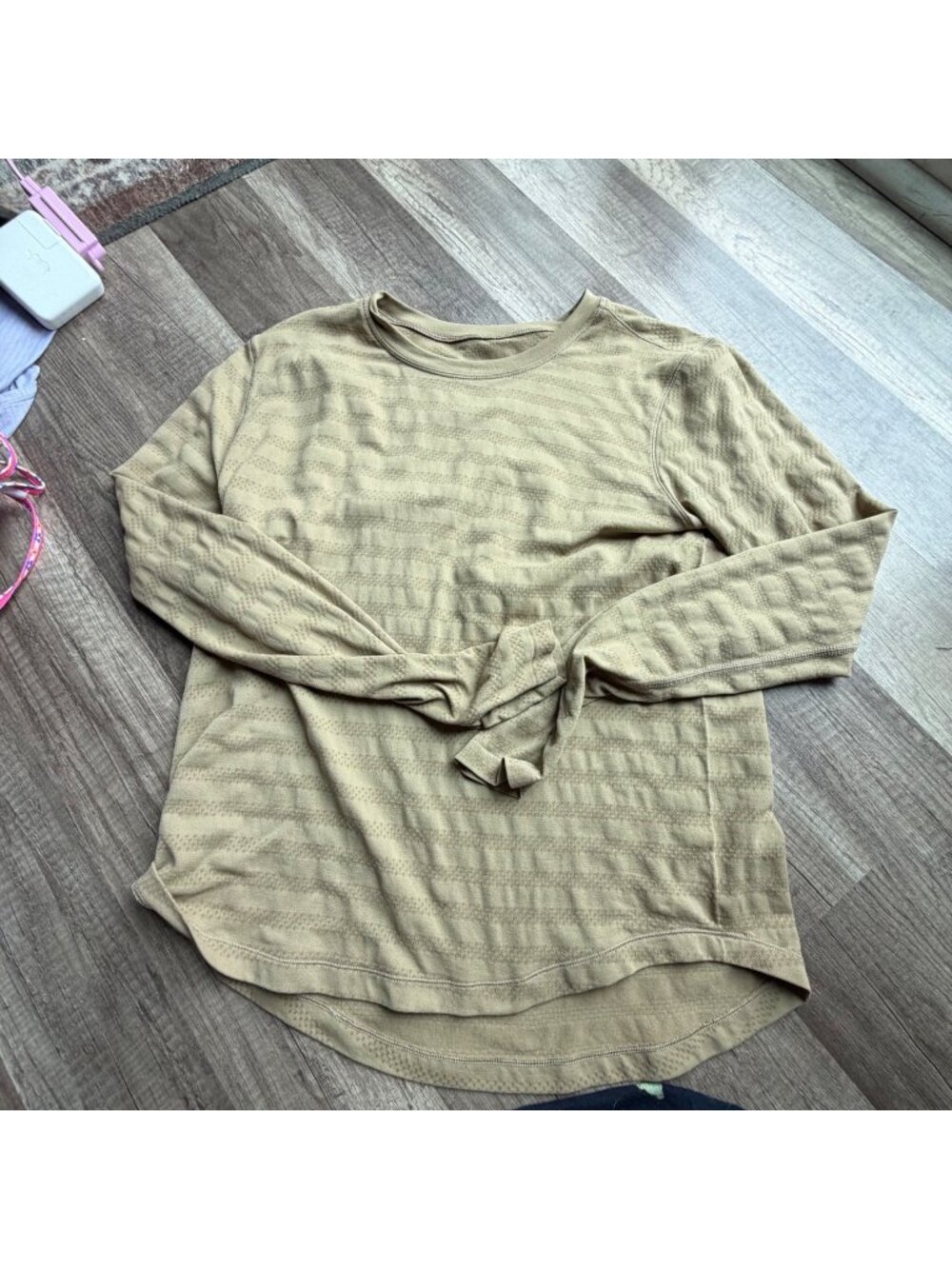 DSG Long Sleeve Beige Textured Knit Top Womens Size s Casual Lightweight
